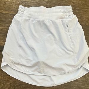 size 2 light purple lululemon skort!